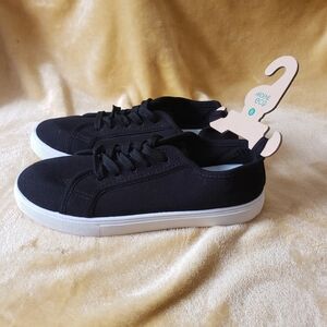 NWT! WOMENS CANVAS OXFORD LACE UP SNEAKERS FLATS SHOES BLACK SIZE 8